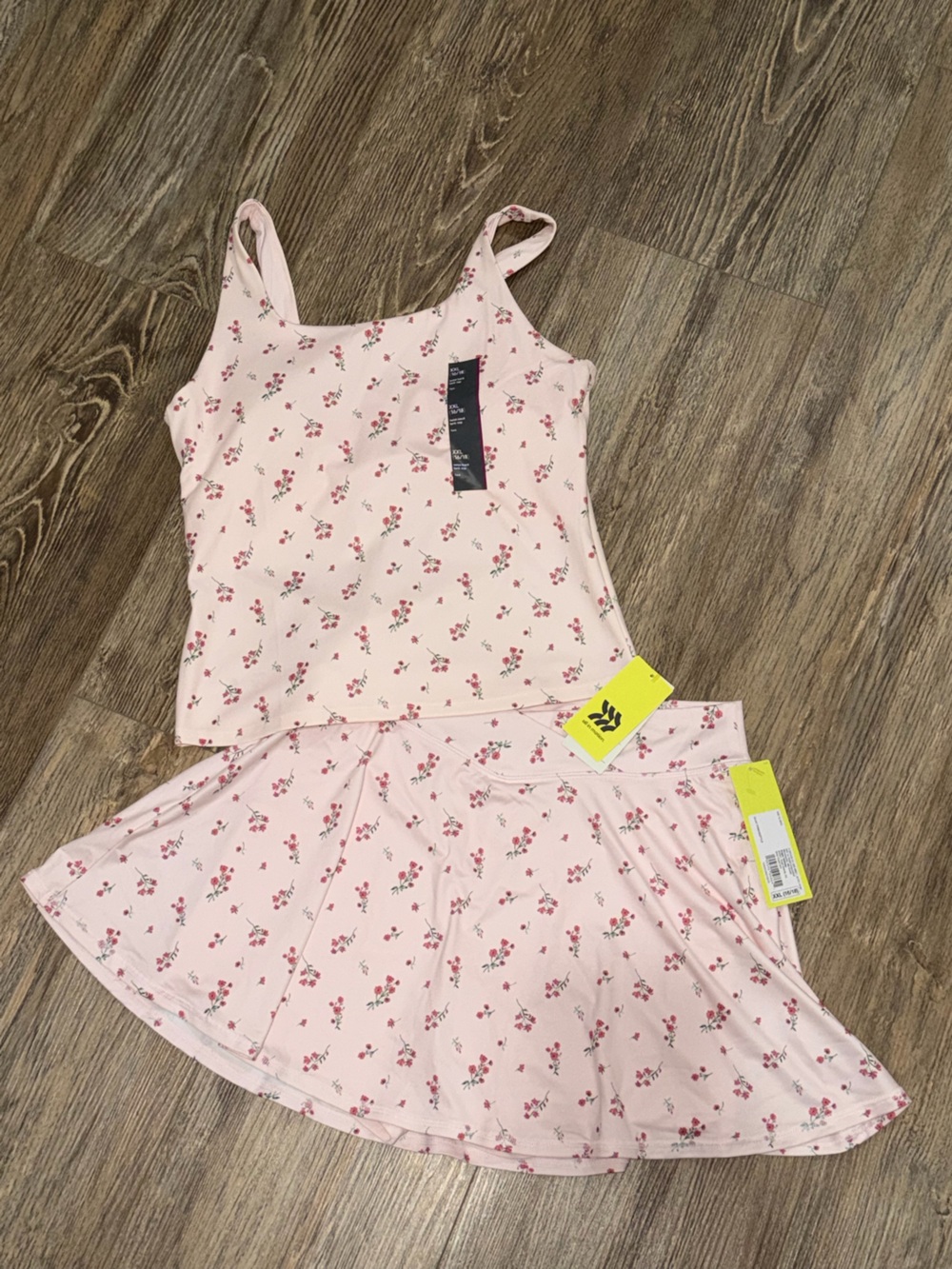 Girls All in Motion Pink Floral Tank Top and matching skort size XXL💓 NWT